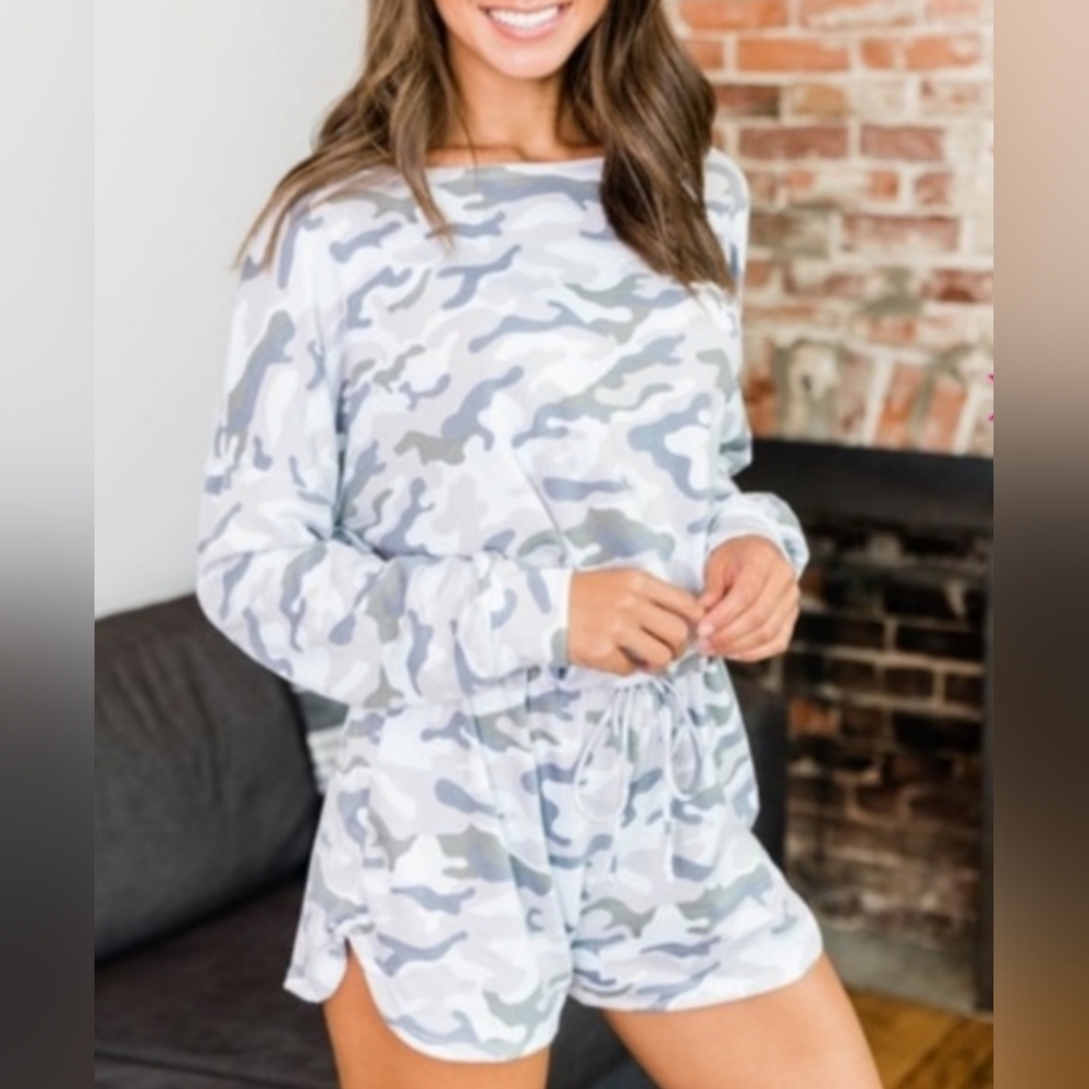 Pink Lily Women's Camouflage Long Sleeved Romper With Drawstring Waist